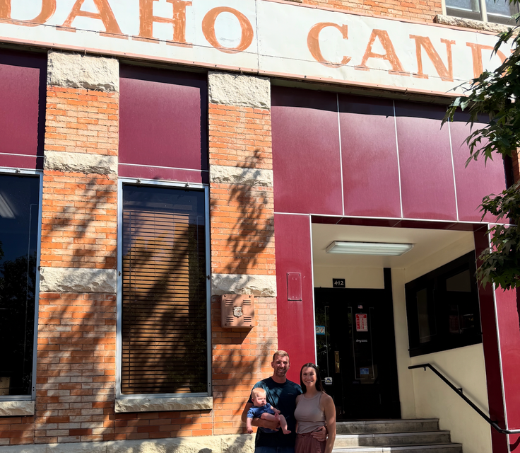 The Revolutionary 1909 Factory: A Legacy of Nostalgic Candy